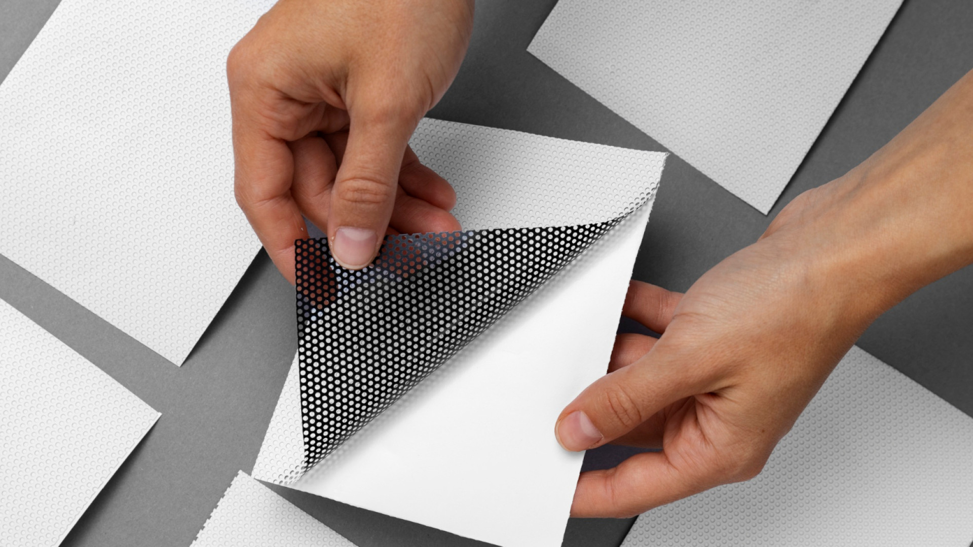 Comment utiliser les feuilles magnétiques adhésives pour organiser votre espace ?